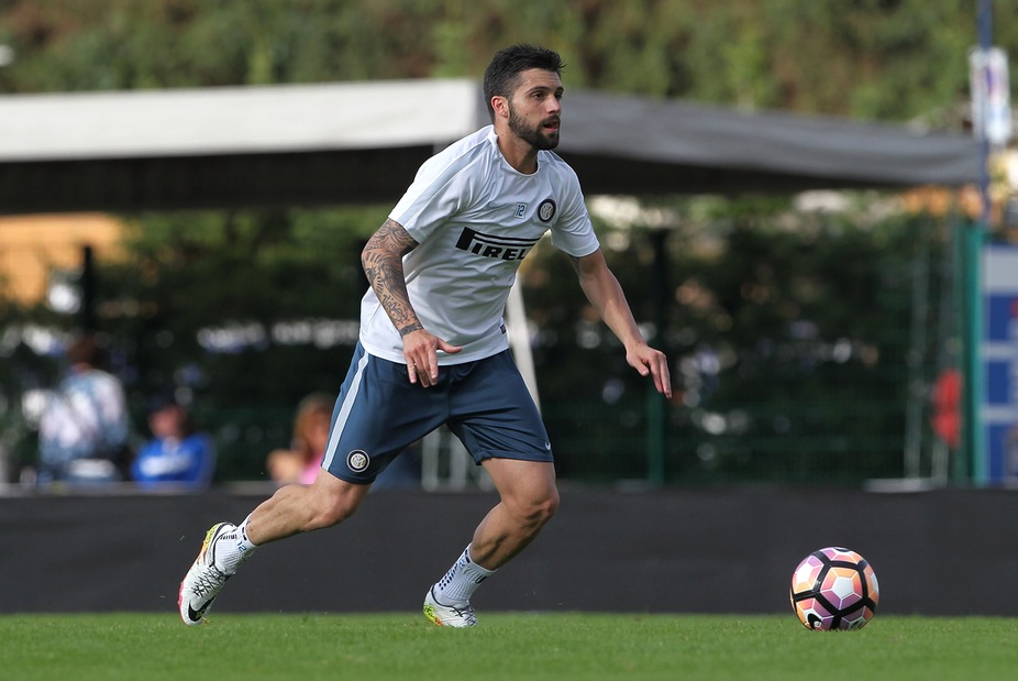 Calciomercato Inter, saluta Bessa: ufficiale al Verona