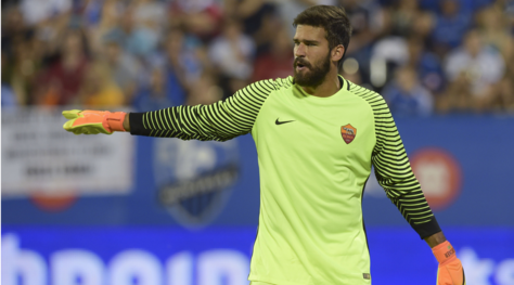 Roma, un muro difensivo davanti ad Alisson