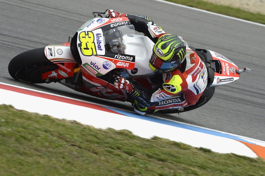 MotoGp: Crutchlow superstar, che rimonta Rossi!
