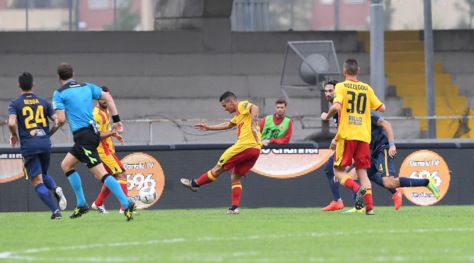 Serie B: Benevento-Verona 2-0; Vicenza-Bari 0-0; Frosinone-Latina 2-1