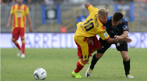 Serie B: Latina-Benevento 1-1; Perugia-Ternana 1-1; Trapani-Ascoli 1-1