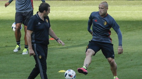 Belgio, Wilmots: «Nainggolan? Non potevo impedirgli di fumare»