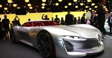 Renault Trezor, il concept elettrico debutta a Parigi