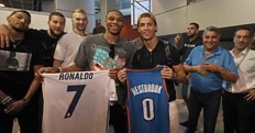 Basket NBA, scambio di maglie Westbrook-Ronaldo
