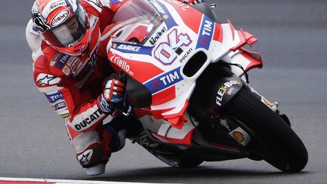 MotoGp Malesia: pole a Dovizioso, Rossi secondo