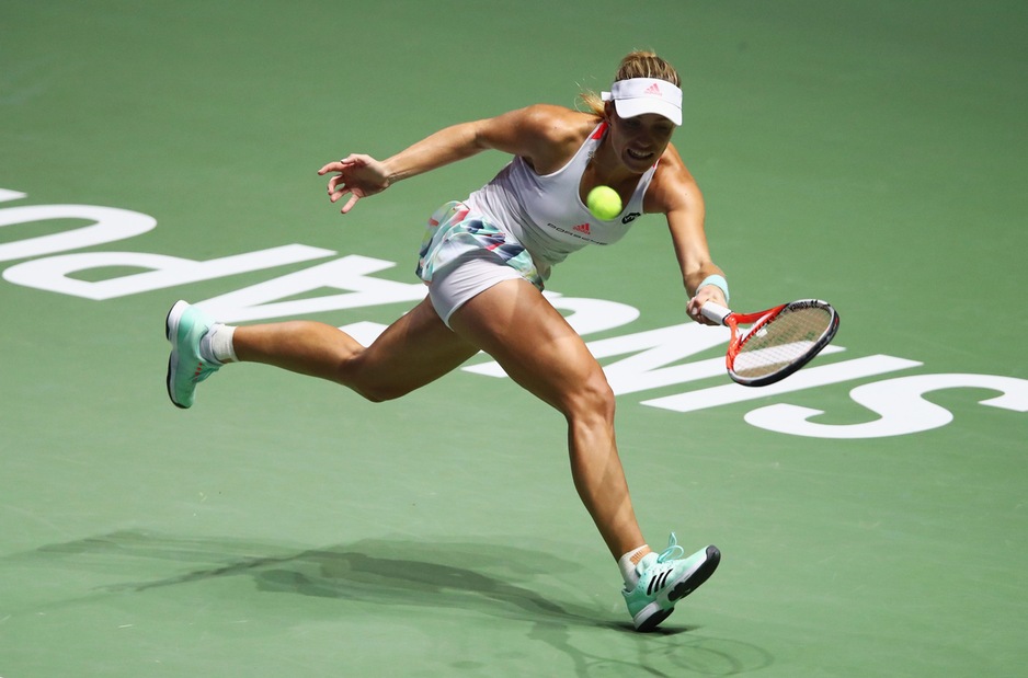 Tennis, Wta Finals: Kerber in finale contro la Cibulkova
