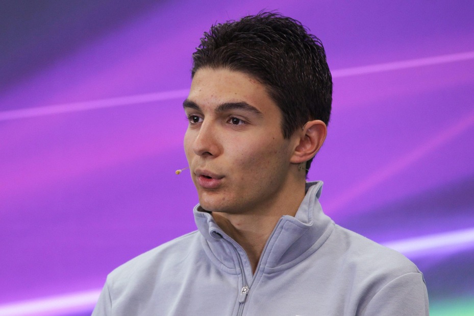 F1, Ocon firma con la Force India