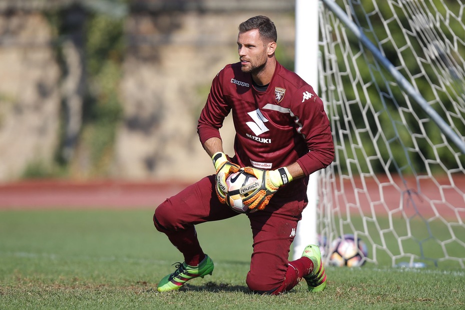 Calciomercato Palermo, Padelli come chioccia per Posavec Calciomercato Palermo, Padelli come chioccia per Posavec
