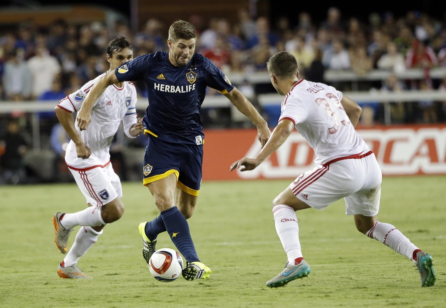 Gerrard: i bookmaker lo rimandano in Premier