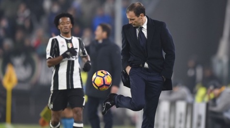 Juventus, Allegri mette pressione alle rivali