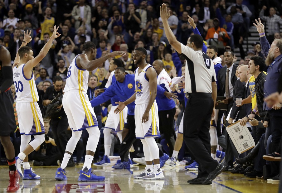 Curry regola Atlanta, Westbrook sbanca il Garden