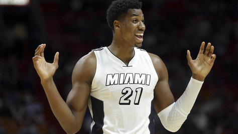 Whiteside sbanca Denver, Westbrook salva i Thunder
