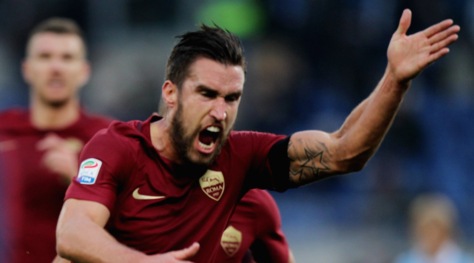 Serie A, Lazio-Roma 0-2: Strootman e Nainggolan decisivi