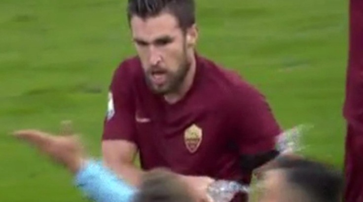 Roma, chiesta la prova tv per Strootman. Baldissoni: "Non diciamo sciocchezze"