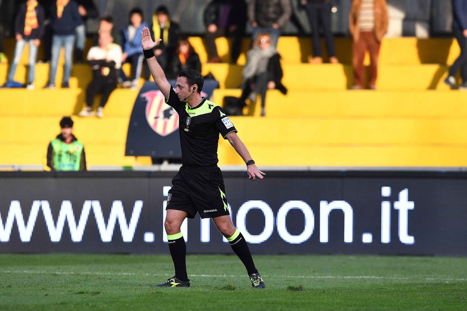 Serie B Ascoli-Bari, dirige Baroni. Avellino-Salernitana: Abisso