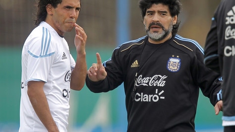 Maradona assolve Tevez: «Avrei fatto lo stesso»