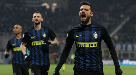 Coppa Italia, Inter-Bologna 3-2 dopo i supplementari: che rovesciata Murillo, decide Candreva 