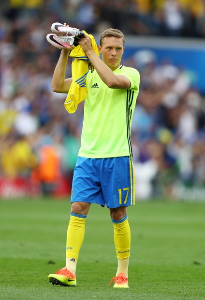 Calciomercato, colpo Augustinsson per il Werder Brema