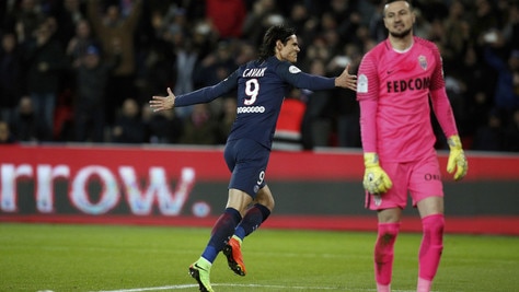 Il "cannoniere internazionale": ancora Cavani. Non si ferma mai