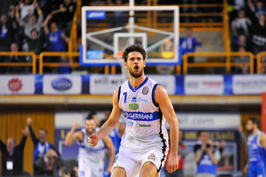 Basket Serie A, Luca Vitali supera i 2500 punti