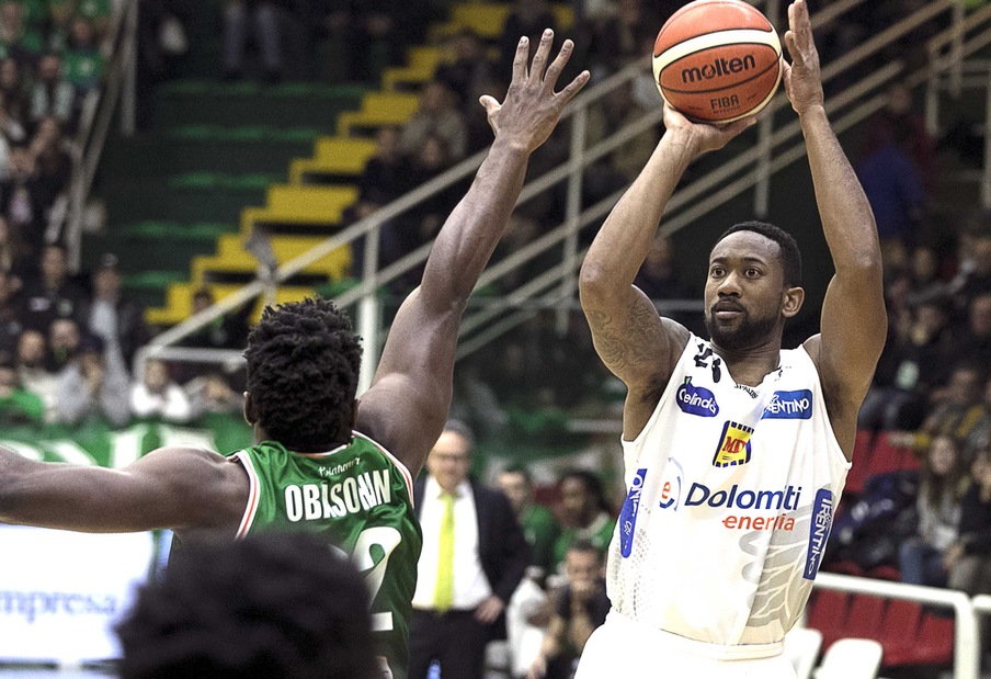 Basket Serie A: colpo di Sassari, preso Lighty Basket Serie A: colpo di Sassari, preso Lighty