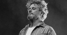 Diventi Inventi, vent’anni di Niccolò Fabi Diventi Inventi, vent’anni di Niccolò Fabi