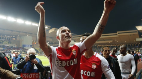 Monaco, Raggi: «Datemi il Leicester, voglio vendicare Ranieri»