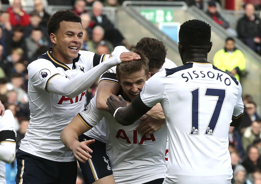 Premier League: cade il Chelsea, Tottenham a quota rimonta