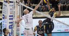Volley: A2 Maschile, Siena e Bergamo vincono Gara 1 di semifinale Volley: A2 Maschile, Siena e Bergamo vincono Gara 1 di semifinale
