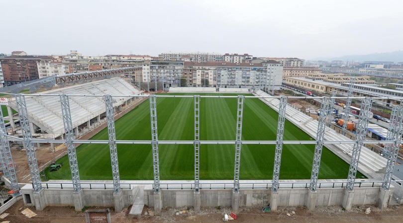 Torino, l'inno della Juventus al Filadelfia: sul web scoppia il caso