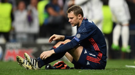 Bayern Monaco, frattura al piede per Neuer: stagione finita