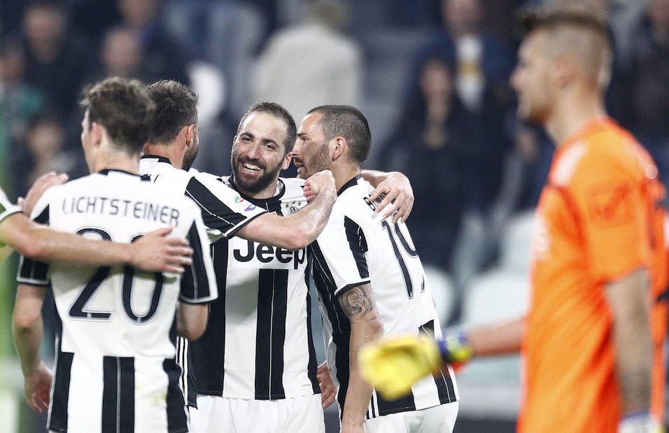 Juventus: ai tifosi basta un click per incontrare i calciatori e visitare lo Stadium