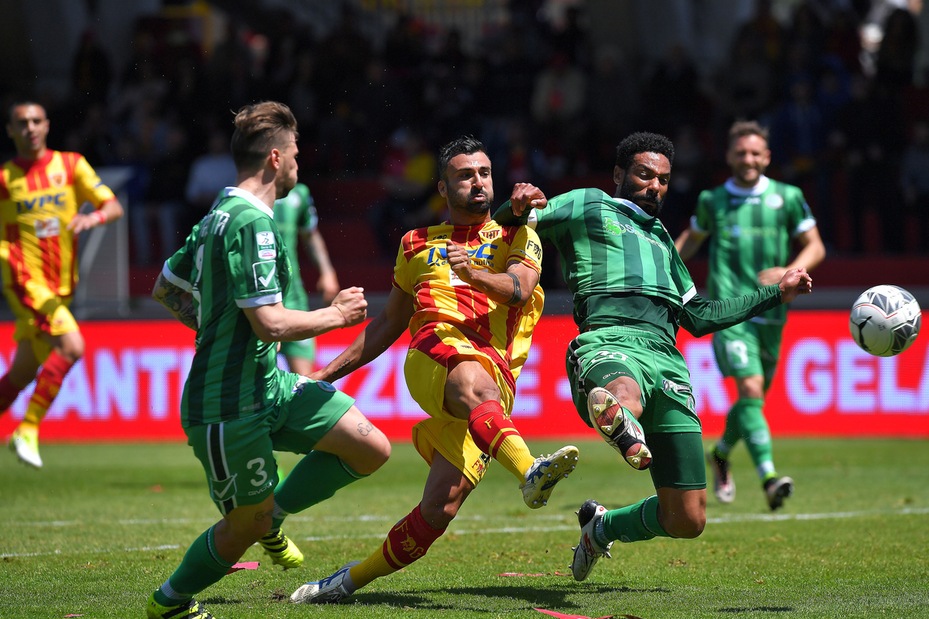 Inchiesta "Money Gate": tremano Avellino e Catanzaro