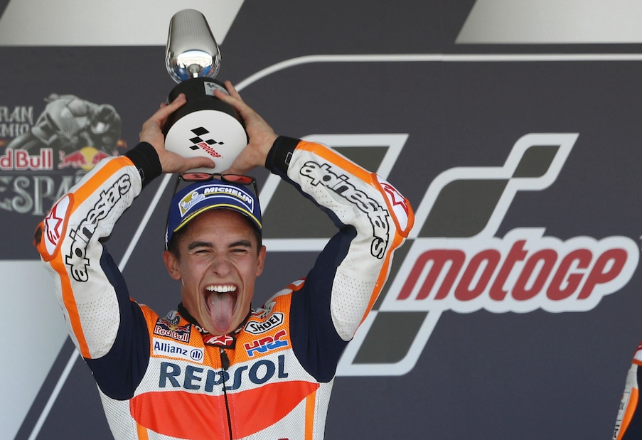 MotoGp, sfida alla pari Marquez-Viñales