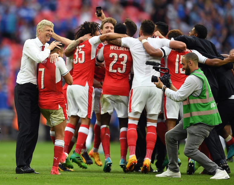 FA Cup, Arsenal-Chelsea 2-1: Conte battuto in finale, Wenger da leggenda
