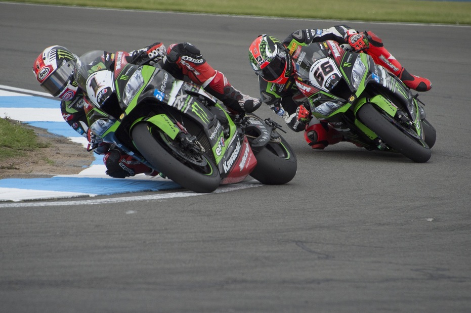 SBK Donington, le Kawasaki dominano il Warm Up SBK Donington, le Kawasaki dominano il Warm Up