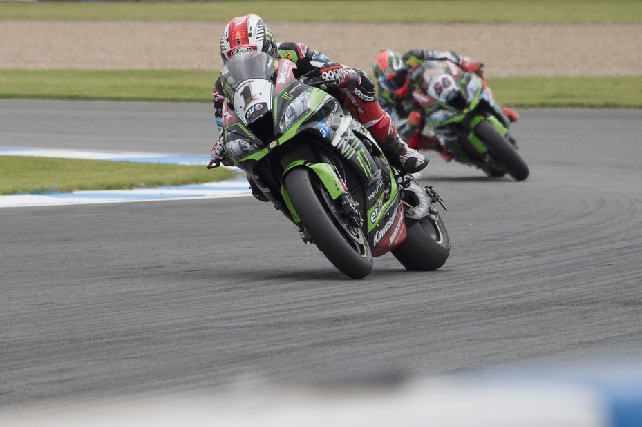SBK Donington: Gara2 a Rea, dedica a Hayden SBK Donington: Gara2 a Rea, dedica a Hayden