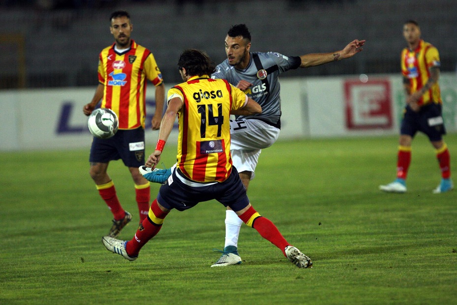 Lega Pro Playoff, pari tra Lecce e Alessandria. Parma in rimonta