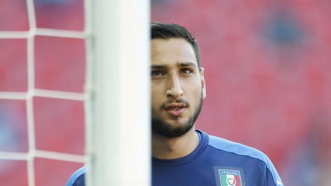 Milan, Raiola vola in Polonia da Donnarumma