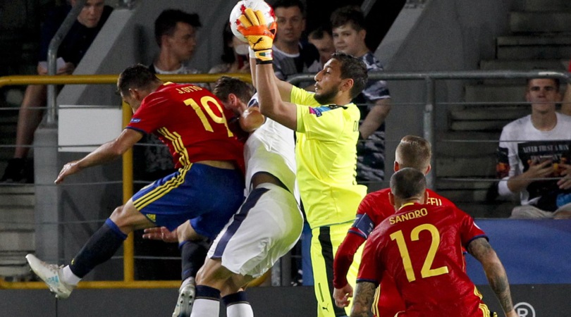 Milan, i tifosi perdoneranno Donnarumma se rinnoverà?