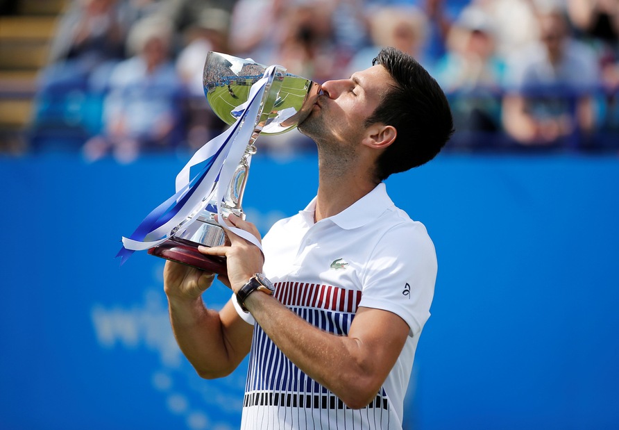 Tennis, Djokovic vince il torneo di Eastbourne