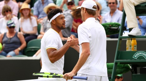 Wimbledon, Tsonga ko: Querrey agli ottavi
