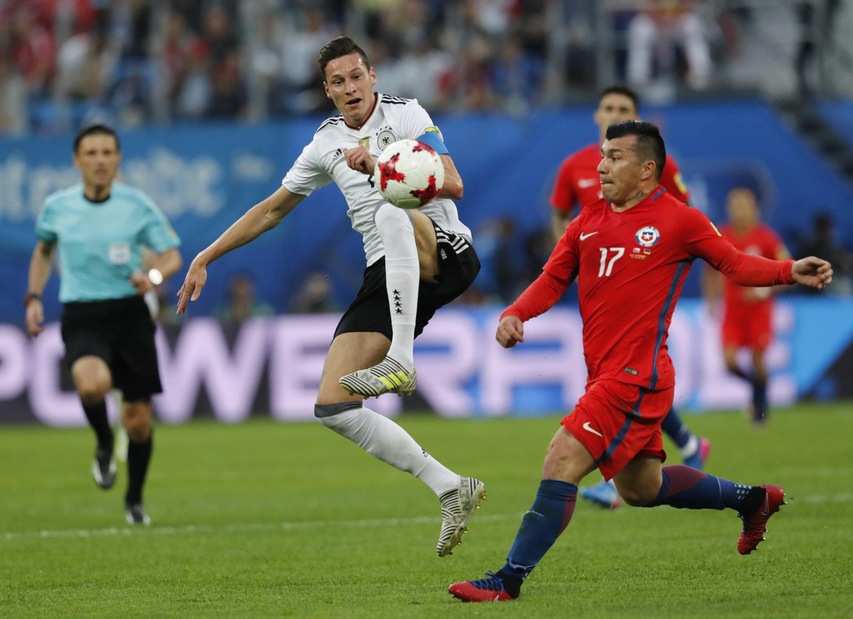 Calciomercato Inter, in Cile: «Medel firma col Tigres»