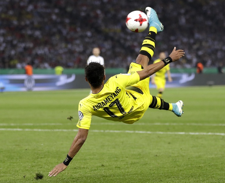 Dall'Inghilterra: «Chelsea offre 79 milioni per Aubameyang»