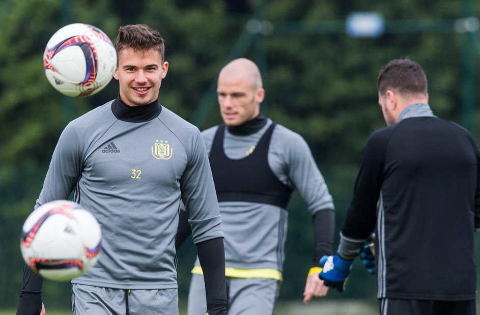 Calciomercato Udinese, ufficiale: firma Nuytinck Calciomercato Udinese, ufficiale: firma Nuytinck