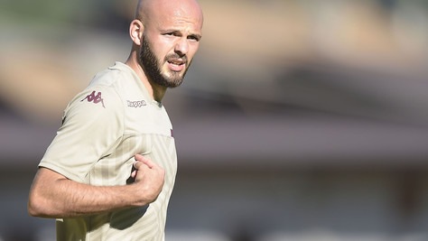 Calciomercato, Crotone-Ajeti: si fa. Sondaggio Mitrovic