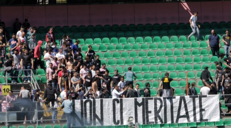 Palermo, incendiato un botteghino del Barbera