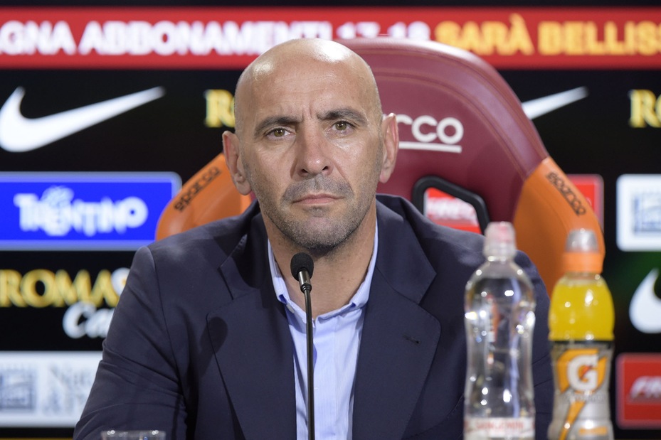 Monchi: «Mahrez? La Roma non farà altre offerte. Strootman resta»