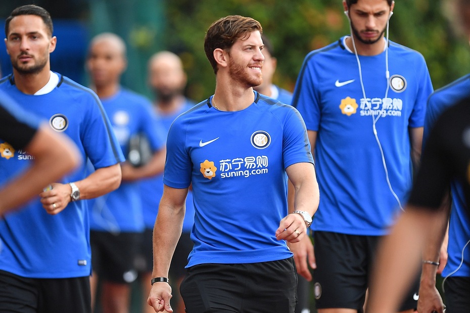 Calciomercato l'Atalanta compra: Laxalt e Ansaldi  