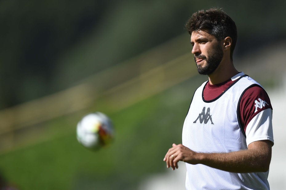 Calciomercato, Genoa su Rossettini. Si tratta Maxi Lopez